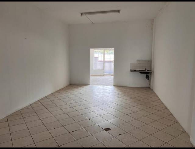 RETAIL FOR SALE IN PRESTBURY